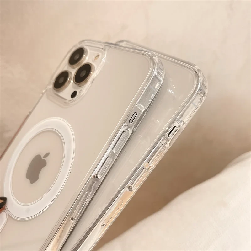 Чехол на iPhone