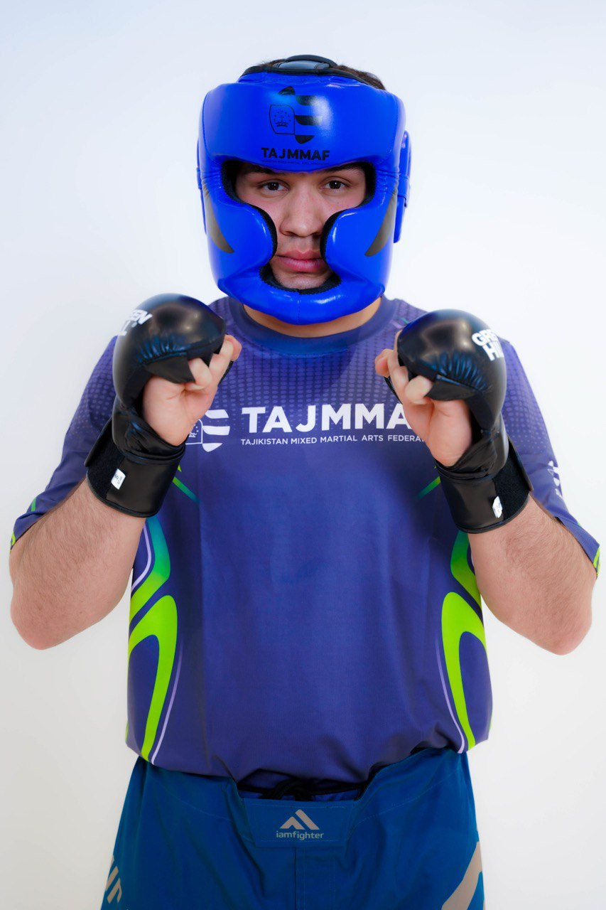 Боксерский шлем TAJMMAF с полной защитой