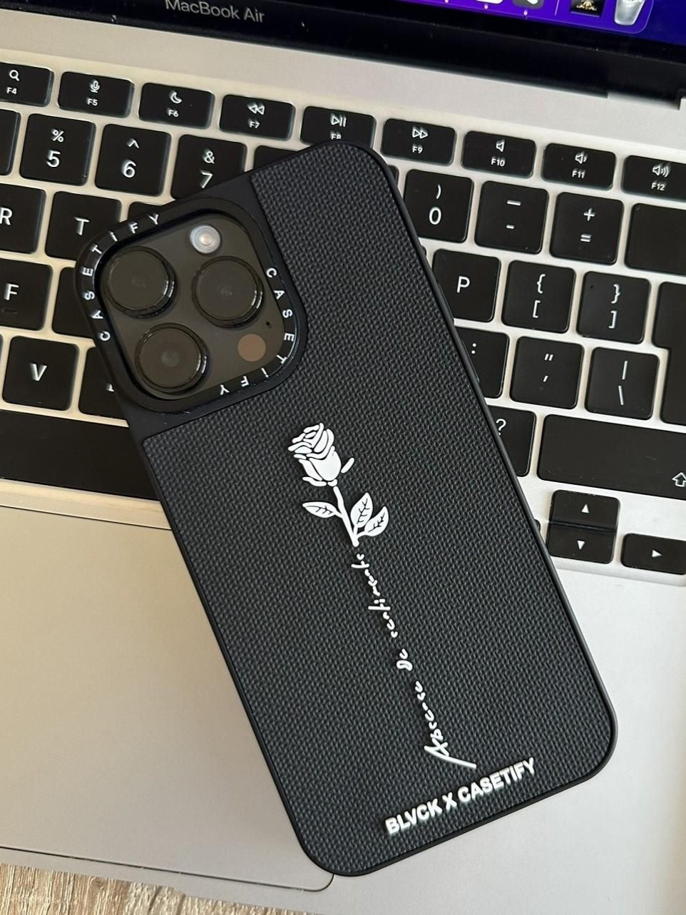 Чехол для iPhone ROSE BLVCK X CASETIFY