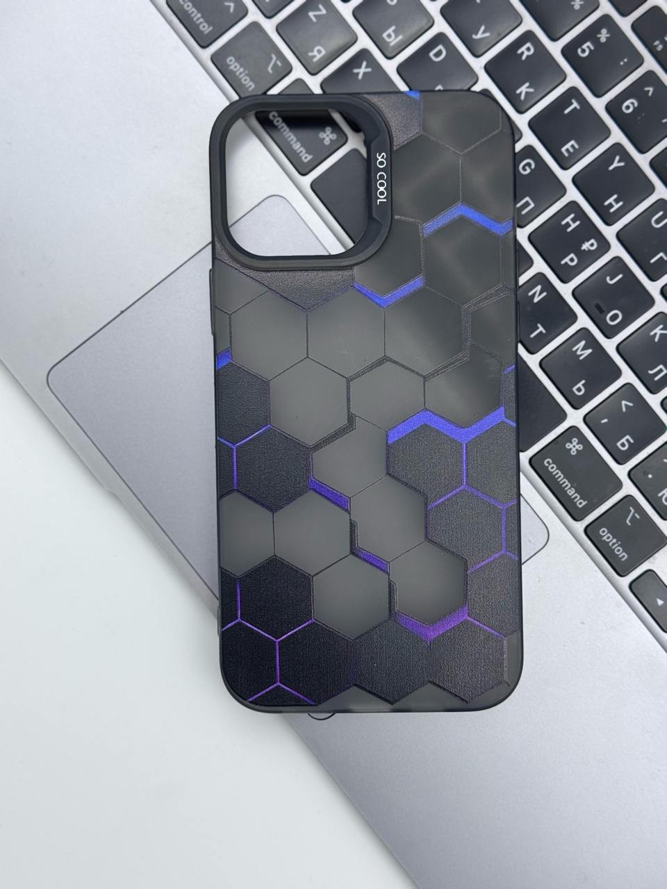 Чехол с гексагональным узором для iPhone 13 Pro Max