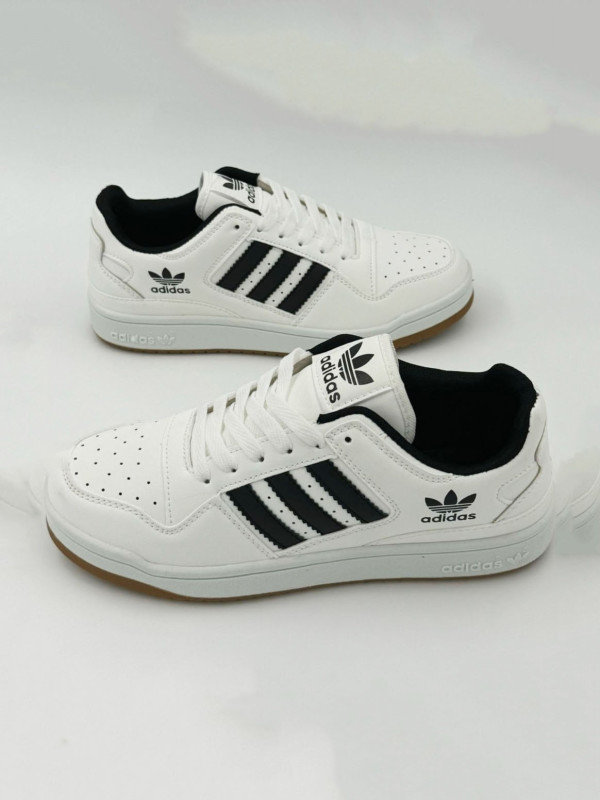 Кроссовки addidas
