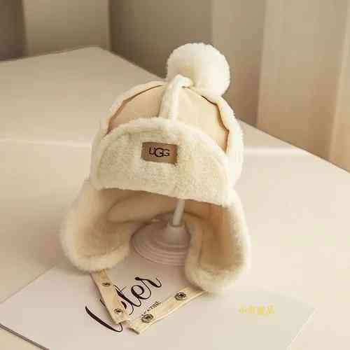 Шапка Ugg