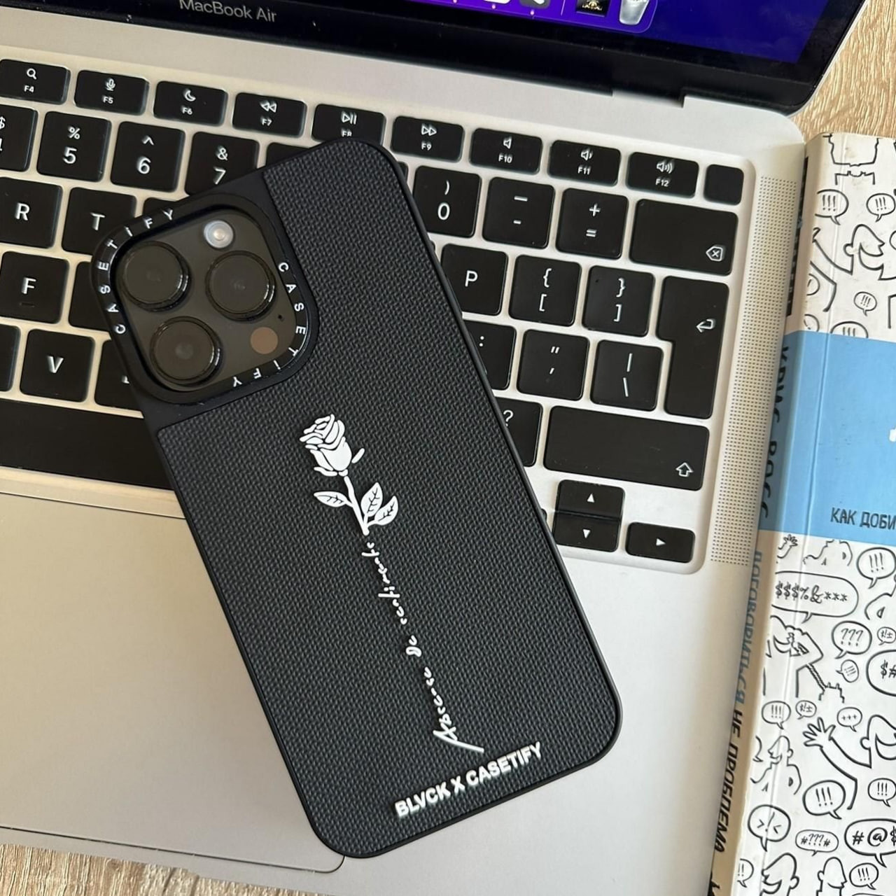 Чехол для iPhone ROSE BLVCK X CASETIFY