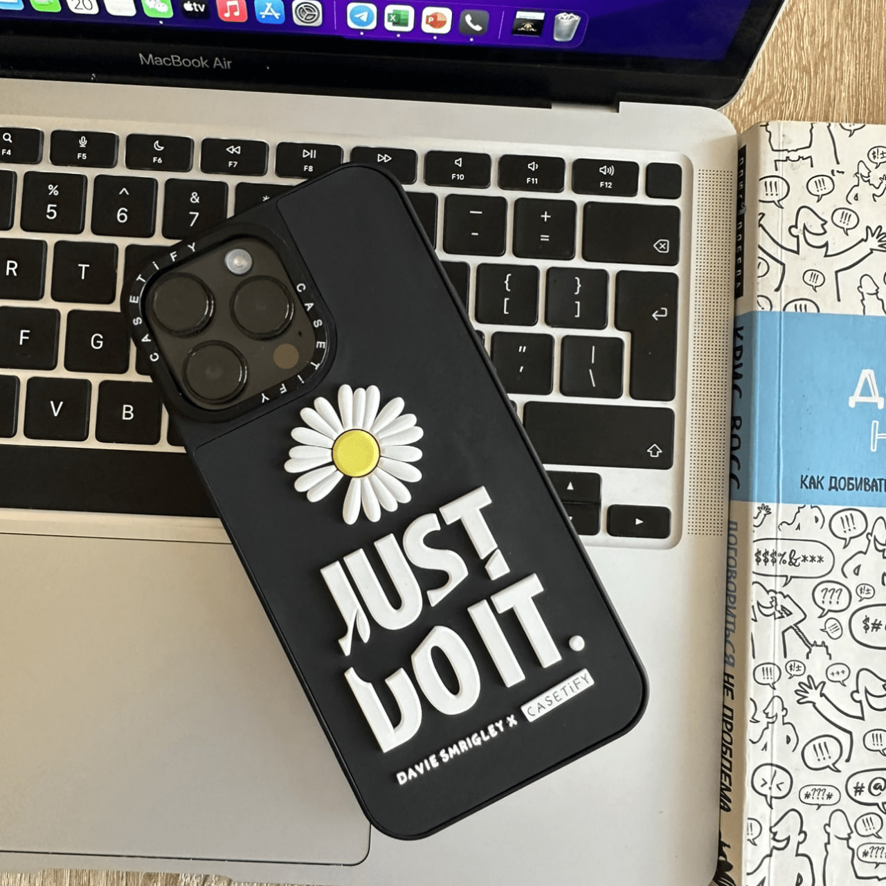 Чехол для iPhone NIKE