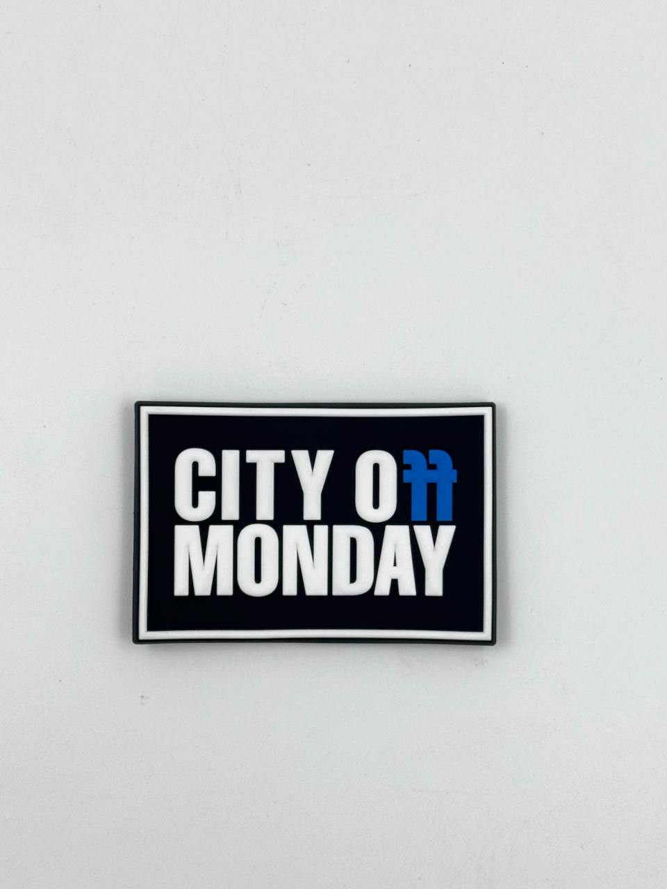 Магнит "City off Monday"